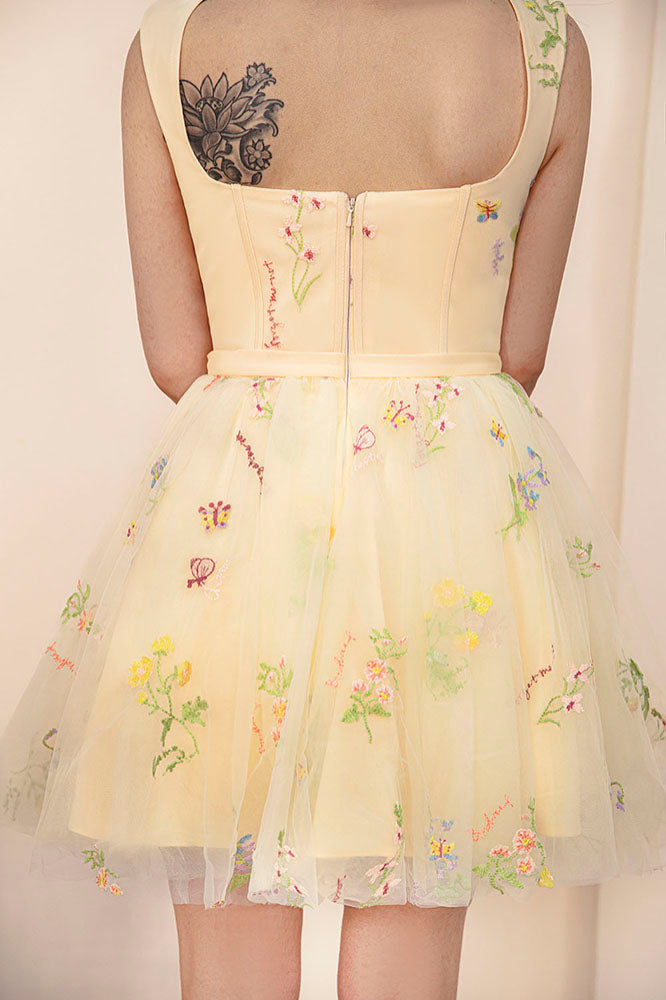 A-line Yellow Sweetheart Homecoming Dress