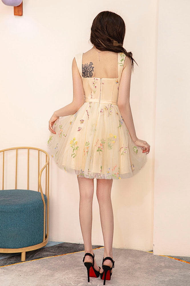 A-line Yellow Sweetheart Homecoming Dress